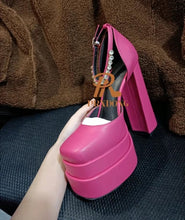 Load image into Gallery viewer, Women Sandals Summer Shoes BY CDG DISTRIBUTING